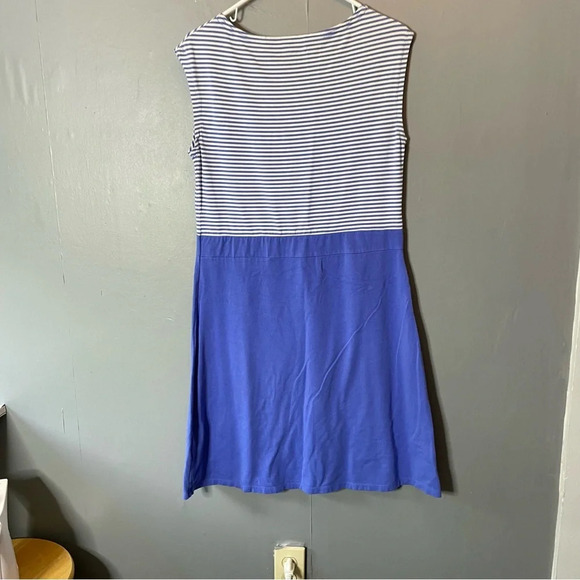 L.L. Bean blue stripe sleeveless tshirt dress size medium - Picture 9 of 9